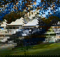 Lake House Daylesford - Holiday Find