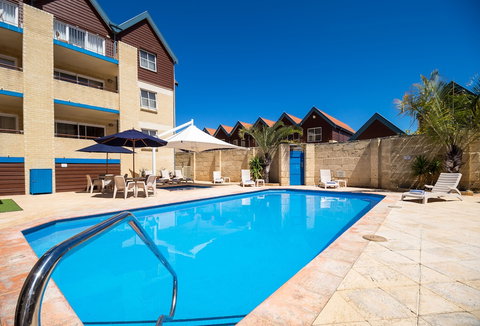 Hillarys Harbour Resort - Holiday Find 1