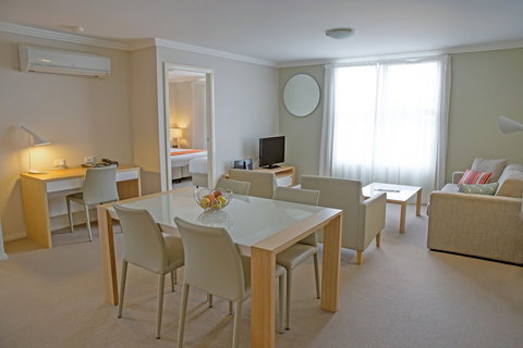 Quest Wollongong - Holiday Find 5