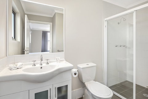 Quest Wollongong - Holiday Find 2