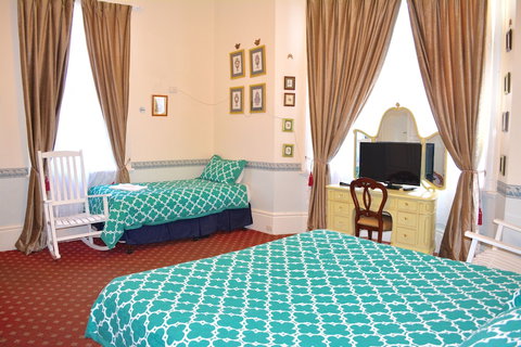 Toorak Manor - Holiday Find 3