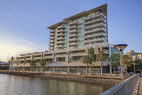 M1 Resort Maroochydore - Holiday Find 1
