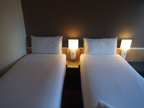 Ibis Sydney Thornleigh - Holiday Find 4