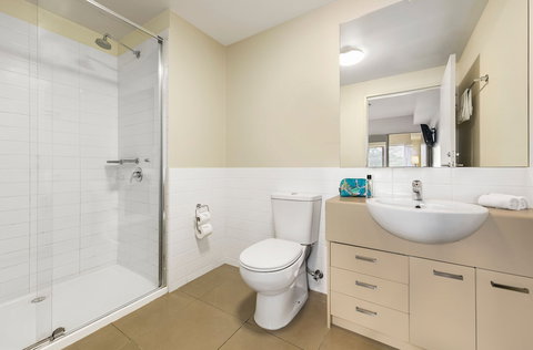 Quest Shepparton - Holiday Find 4