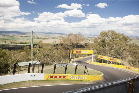 Rydges Mount Panorama Bathurst - Holiday Find 2