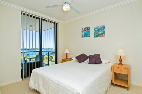 Aqualine Apartments - Holiday Find 4