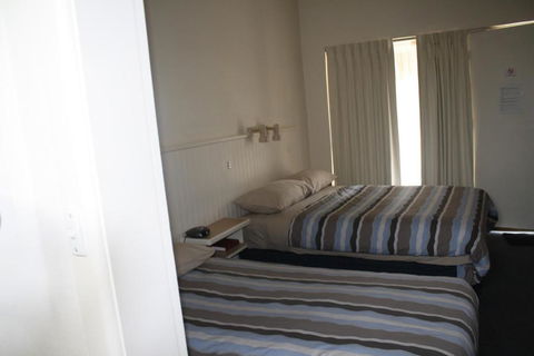 Omeo Motel - Holiday Find 1