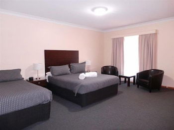 Gateway Motor Inn - Holiday Find 5