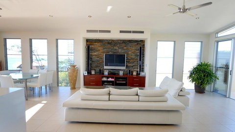 Whitsunday Views - Holiday Find 3