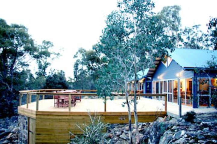 Arthurs Lake TAS Holiday Find