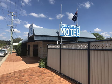 Nanango Star Motel - Holiday Find 1