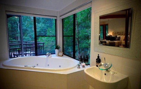 EcOasis Resorts - Holiday Find 6