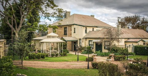 Segenhoe Inn Historic Bed & Breakfast - Holiday Find 1