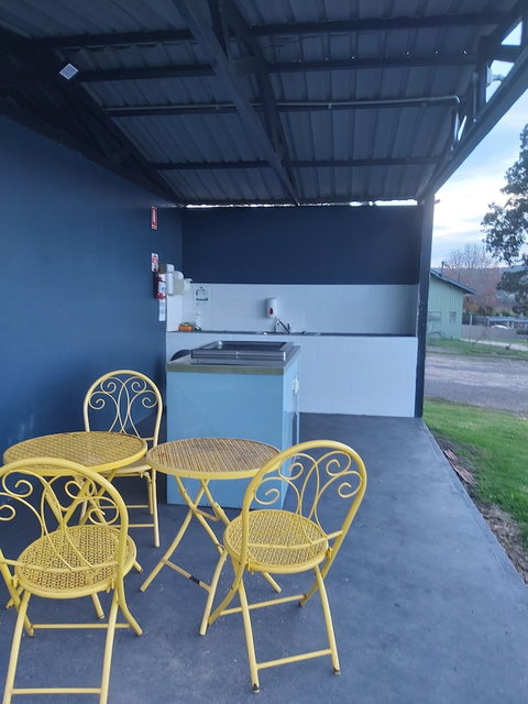 Eden Motel - Holiday Find 0