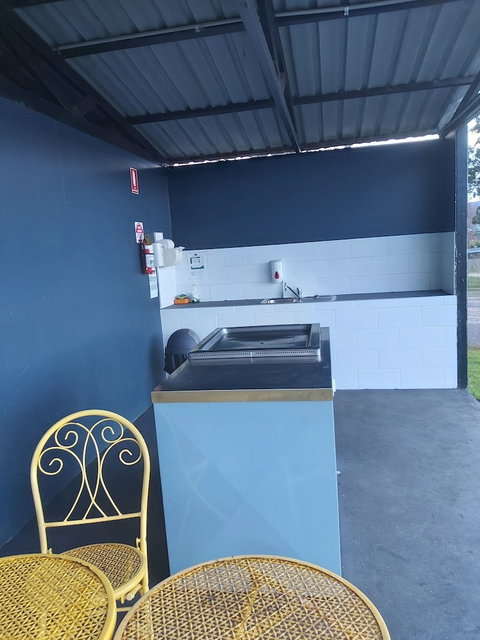 Eden Motel - Holiday Find 2