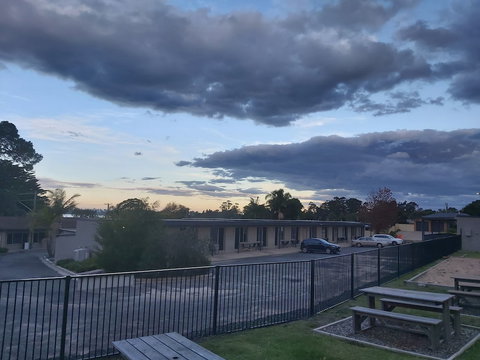 Eden Motel - Holiday Find 4