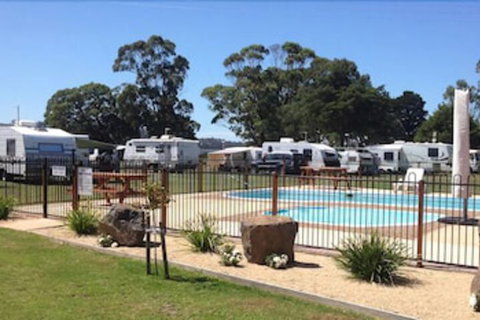 Merimbula Lake Holiday Park - Holiday Find 0