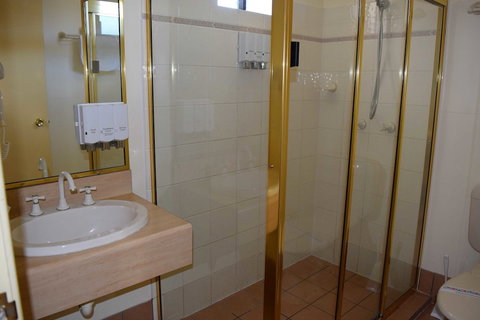 Warwick Vines Motel - Holiday Find 5