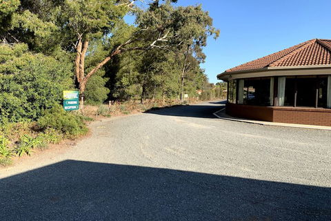 Kingswood Motel - Holiday Find 4