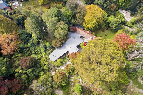 Rocky Creek Art Garden B&B - Holiday Find 3