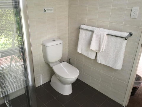 Rickaty On Blackwood - Holiday Find 2