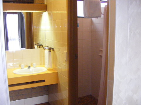 Eaglehawk Motel - Holiday Find 6