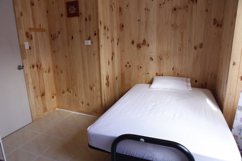 Happytourcairns Sharehouse - Holiday Find 3