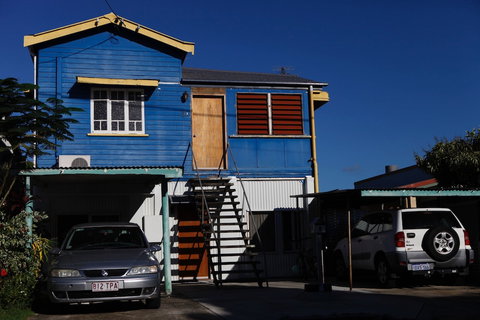 Happytourcairns Sharehouse - Holiday Find 2