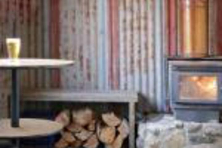 Ando NSW Holiday Find