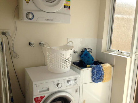 Dillon 7 - Holiday Find 1