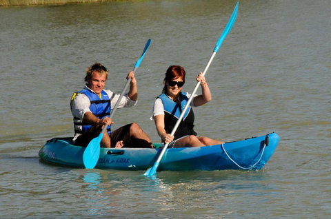 Renmark River Villas & Boats & Bedzzz - Holiday Find 4