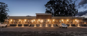 New Crossing Place Motel & Apartments - Holiday Find 4