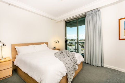 River View Suites In The Heart Of Brisbane - Holiday Find 4