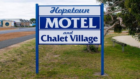 Hopetoun Motel & Chalet Village - Holiday Find 2