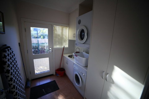 Lochnagar Barossa - Adults Only - Holiday Find 2