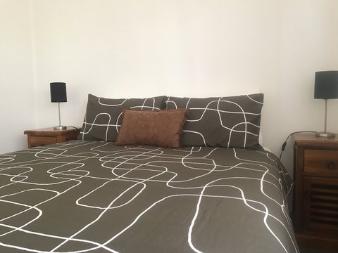 Edeowie Station - Holiday Find 1