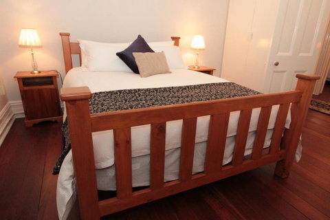 Evelyn House - Holiday Find 6