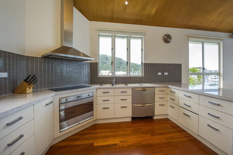 Waters Edge Townhouse 2 - Holiday Find 4