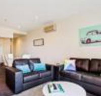 York Apartments - Holiday Find