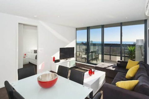 Location And Bay Views - Holiday Find 0