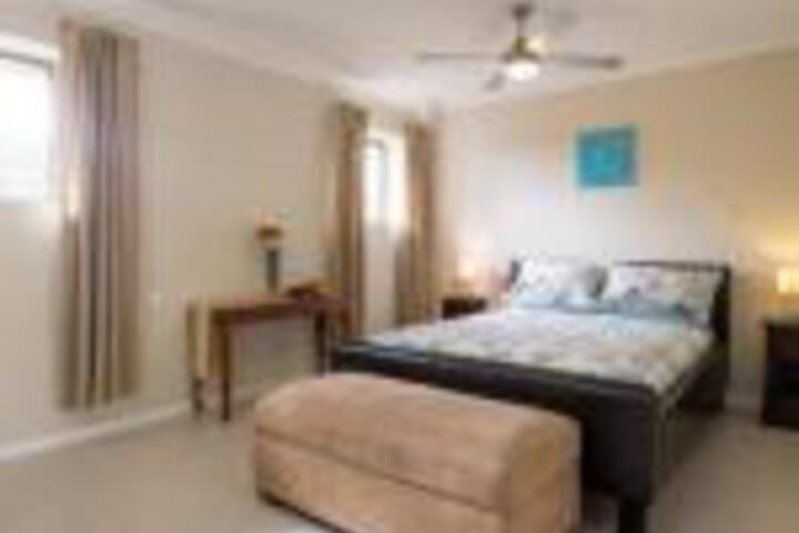 Deception Bay QLD Holiday Find
