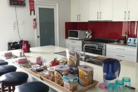 M & Ts Waterfront Bed & Breakfast - Holiday Find 3