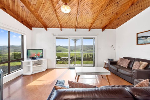 Glen View Cottage - Holiday Find 2