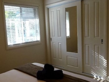 Ironbark - Deluxe Family Townhouse - Holiday Find 2