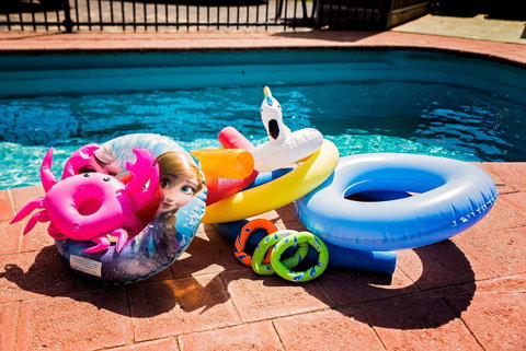 Echuca Moama Holiday Accommodation 2 - Holiday Find 5