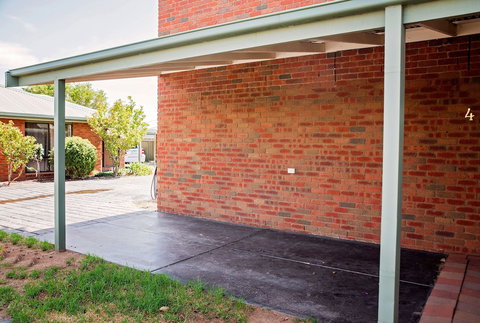 Echuca Moama Holiday Accommodation 2 - Holiday Find 0