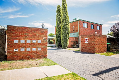 Echuca Moama Holiday Accommodation 2 - Holiday Find 4