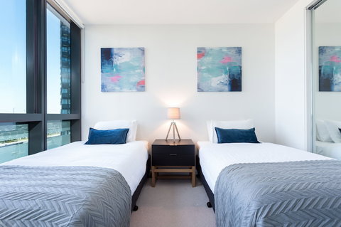 Wyndel Apartments Riverside On Collins - Holiday Find 1