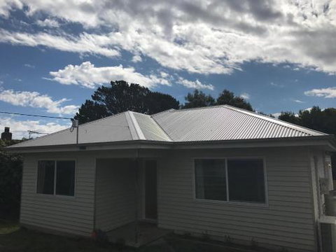 The Hill House - Holiday Find 0