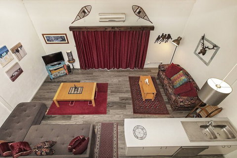 Razorback 6 - Razorback Plaza Jindabyne - Holiday Find 3